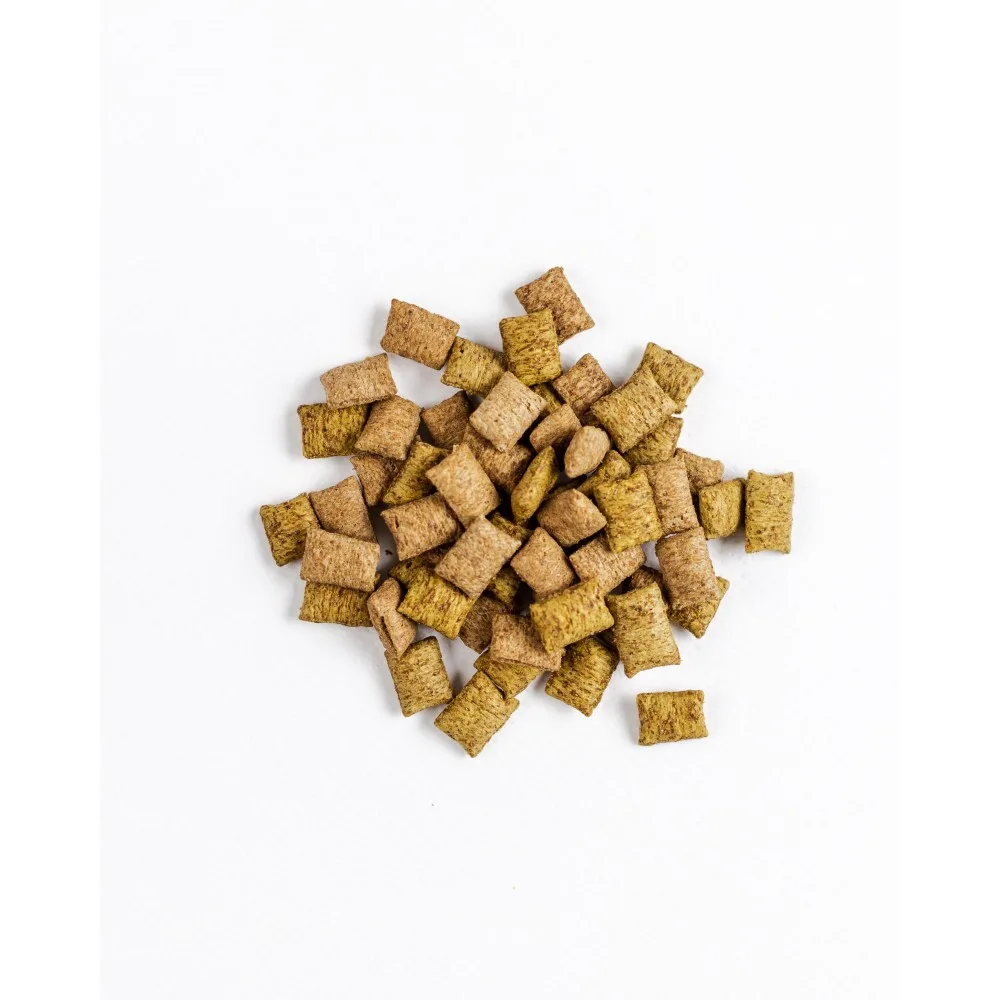 Хрумкі ласощі Savory Cats Snacks Pillows Gourmand with Chicken and Cheese для дорослих вибагливих котів подушечки з куркою т — фото 2