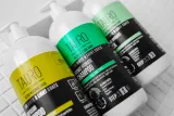 Tauro Pro Line Ultra Natural Care White Coat Intense Hydrate Shampoo Інтенсивно зволожувальний шампунь для собак і котів із білим, світлим забарвленням, 400 мл — фото 2