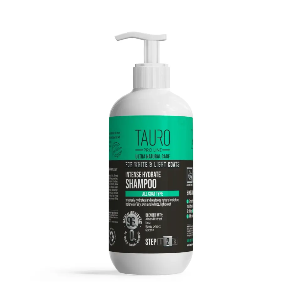 Tauro Pro Line Ultra Natural Care White Coat Intense Hydrate Shampoo Інтенсивно зволожувальний шампунь для собак і котів із білим, світлим забарвленням, 400 мл